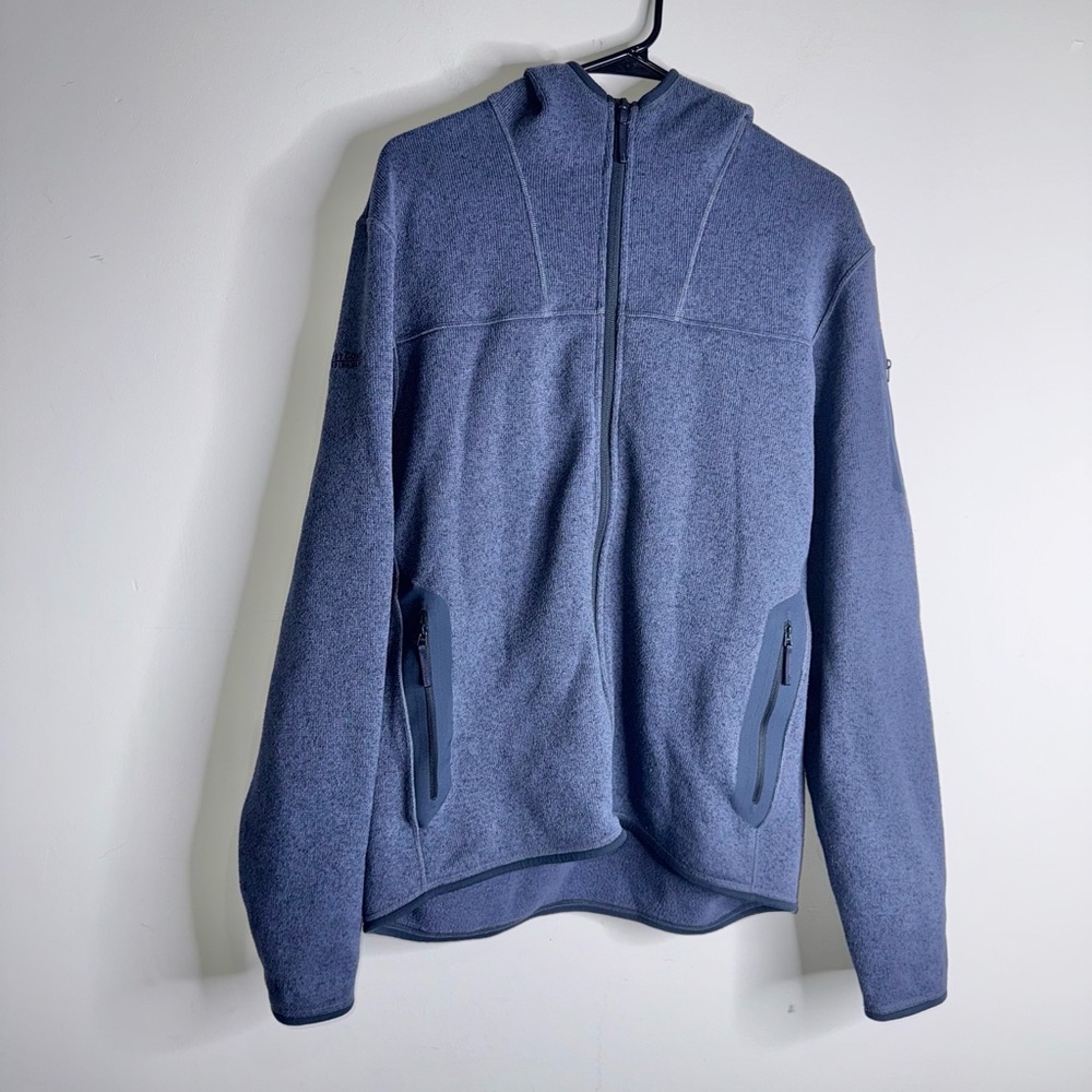 Arc’teryx covert hoody jacket men’s large blue fleece company embroidery
